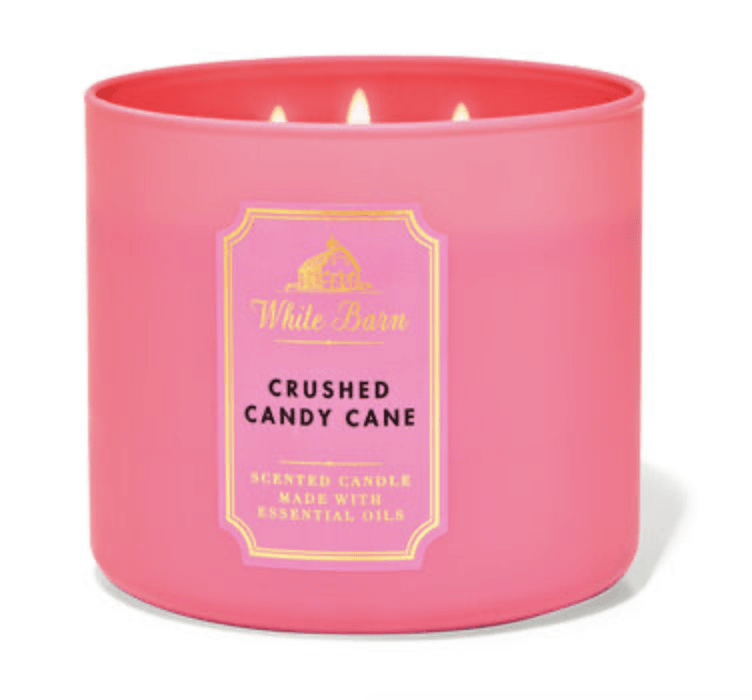 The Two Best Smelling Holiday Candles You Need This Winter