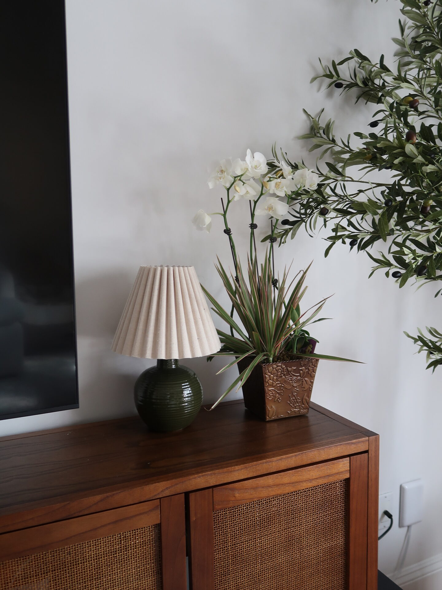 green lamp with fluted lampshade